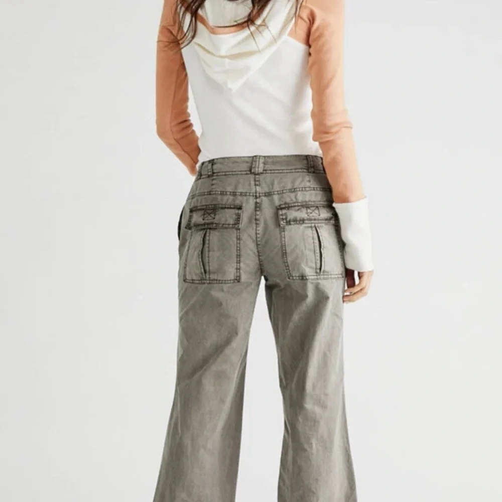 Free People The Thing Is Low-Rise Utility Pants Size 12 Wild Truffle Gray/Green - Picture 2 of 11